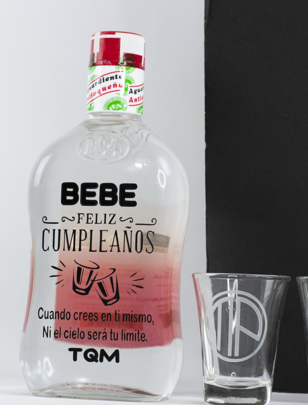 AGUARDIENTE TAPA ROJA 